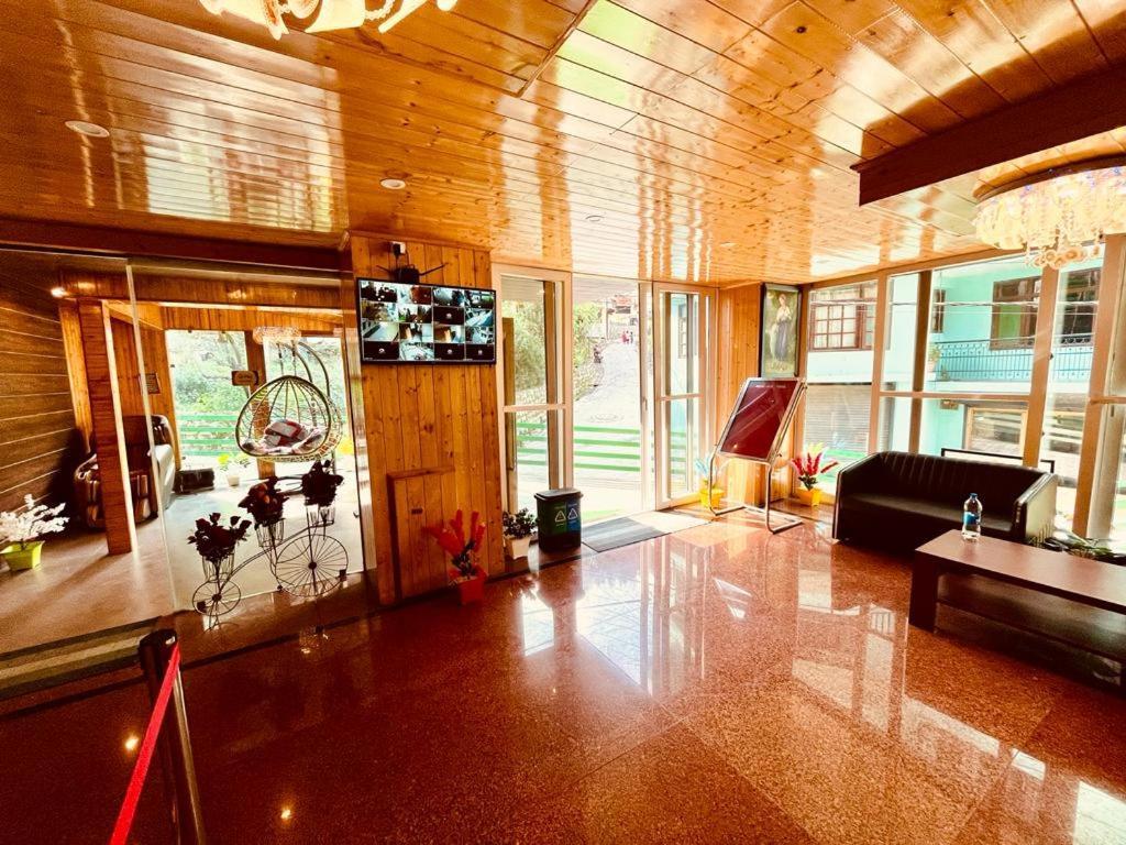 Tata Vista Resort Mall Road Manali - Centrally Heated & Air Cooled 外观 照片