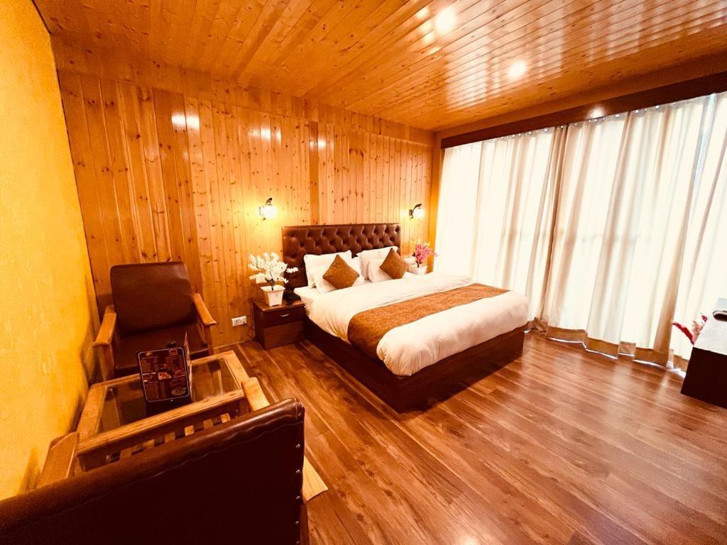 Tata Vista Resort Mall Road Manali - Centrally Heated & Air Cooled 外观 照片